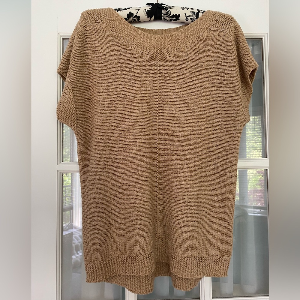 Women’s boatneck cap knit top